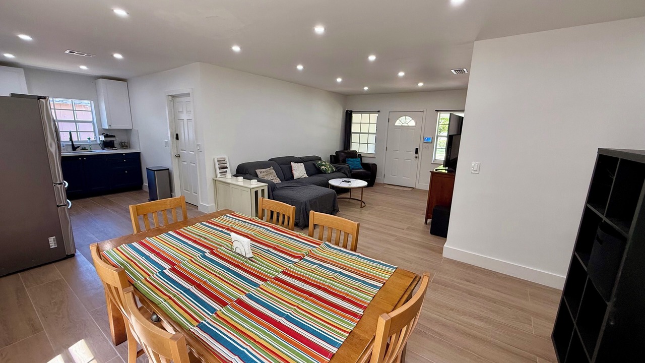 Photo of Livingroom in North Miami Beach