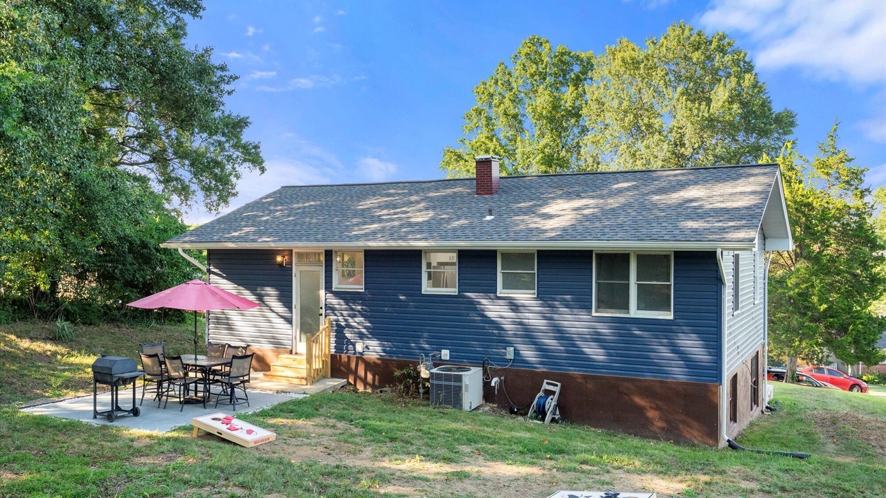 Photo of Outdoor in Rose Hill