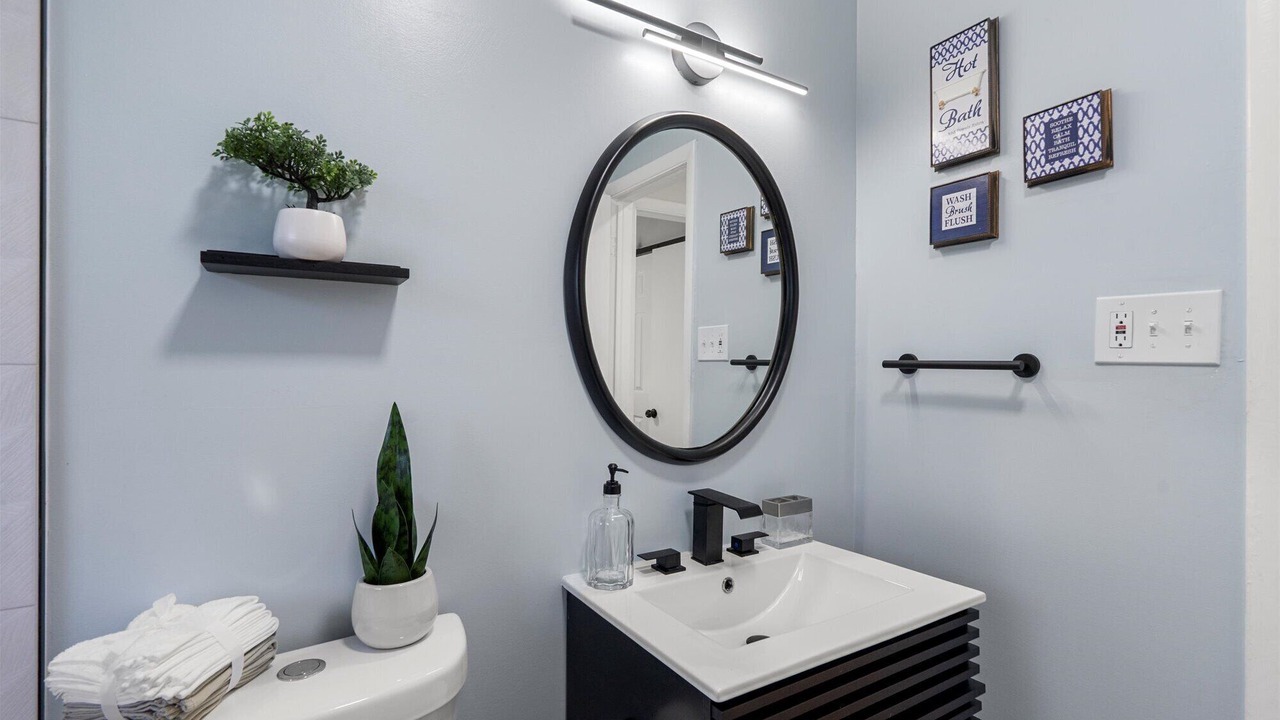 Photo of Bathroom in Rose Hill