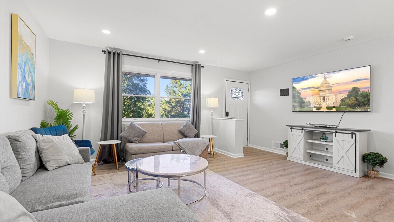 Photo of Livingroom in Rose Hill