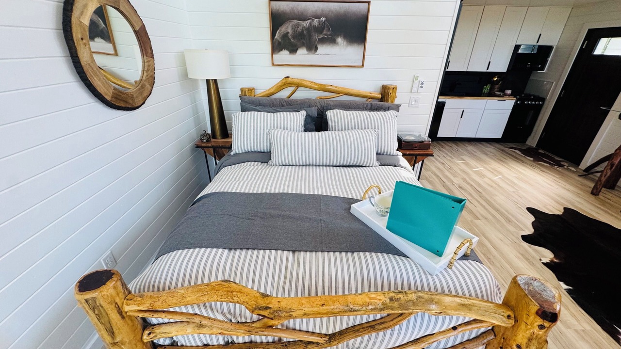 Photo of Bedroom in Elizabeth