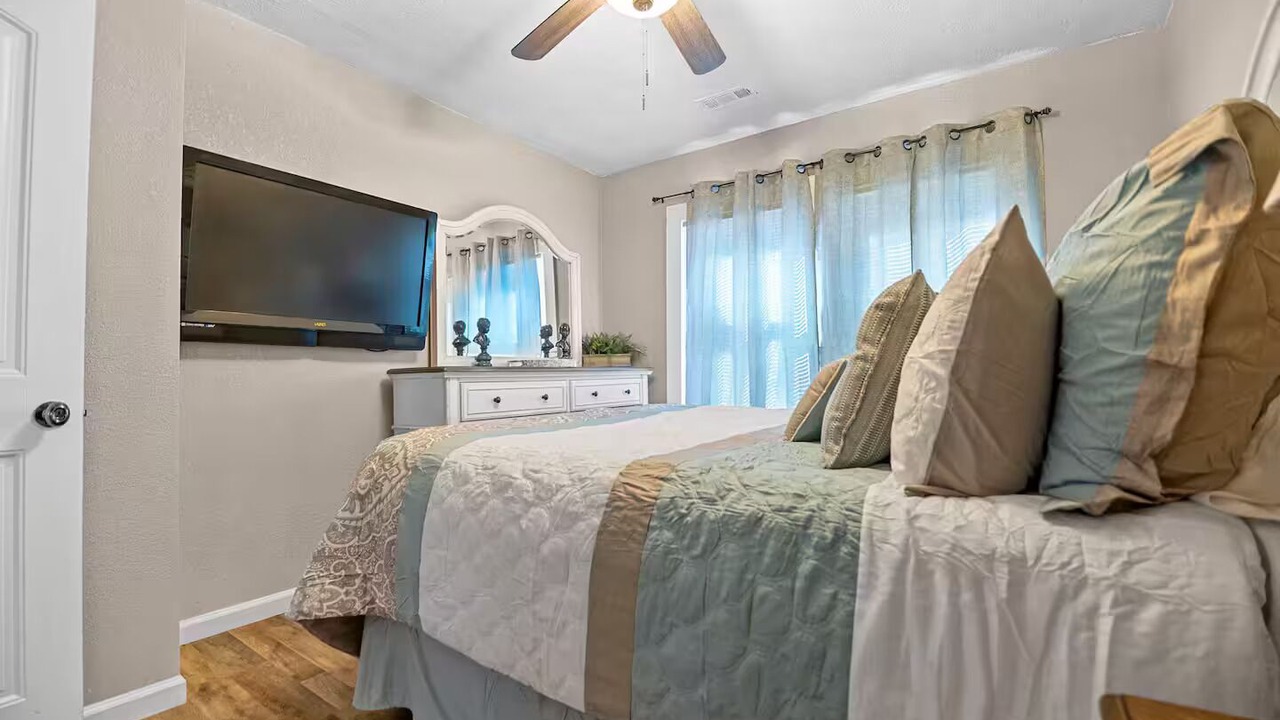 Photo of Bedroom in Wichita