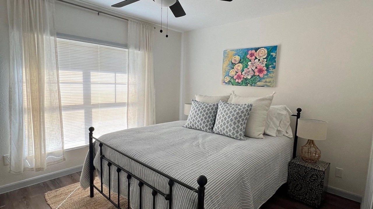 Photo of Bedroom in Bay City