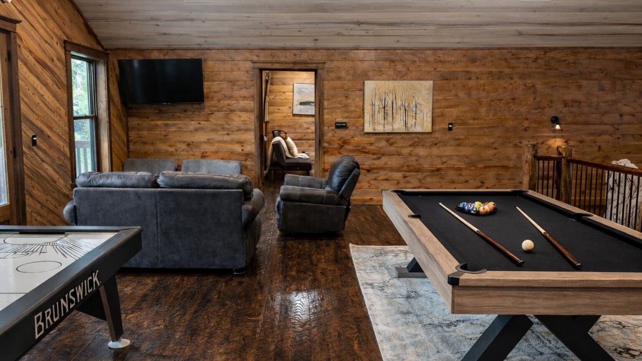 Photo of Bedroom in Broken Bow