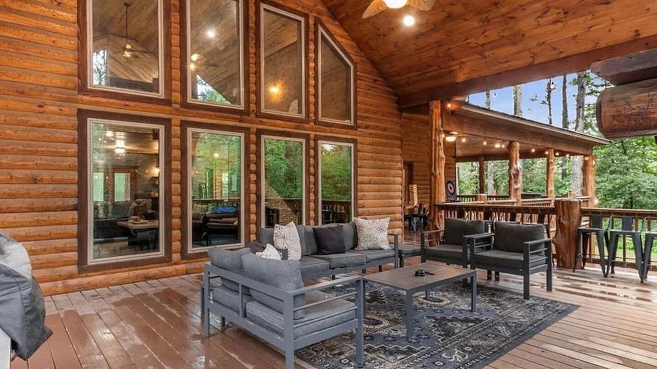 Photo of Patio Balcony in Broken Bow