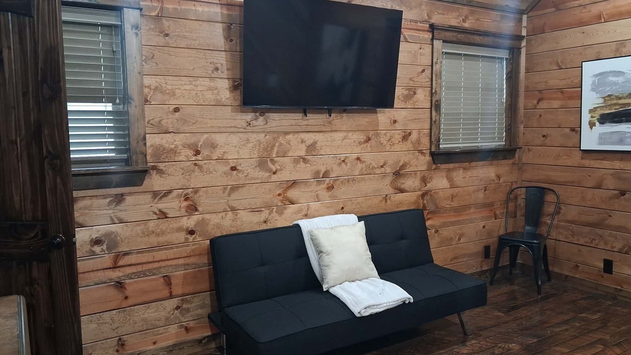 Photo of Livingroom in Broken Bow