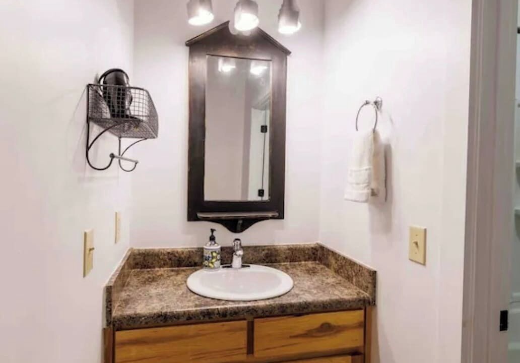 Photo of Bathroom in Valley Head