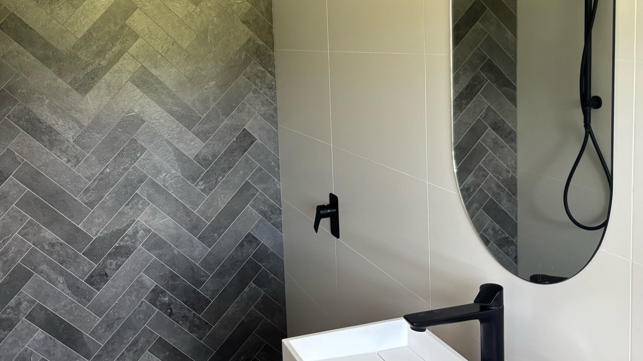 Photo of Bathroom in Jaspers Brush