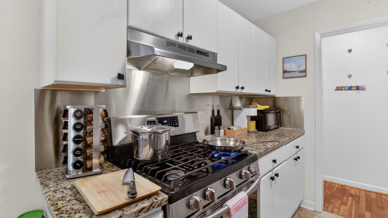 Photo of Kitchen in West Ashley