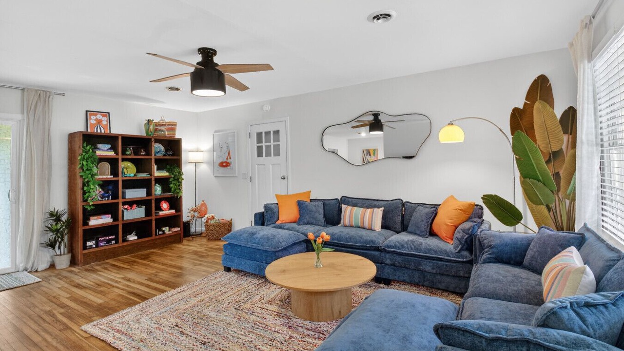 Photo of Livingroom in West Ashley