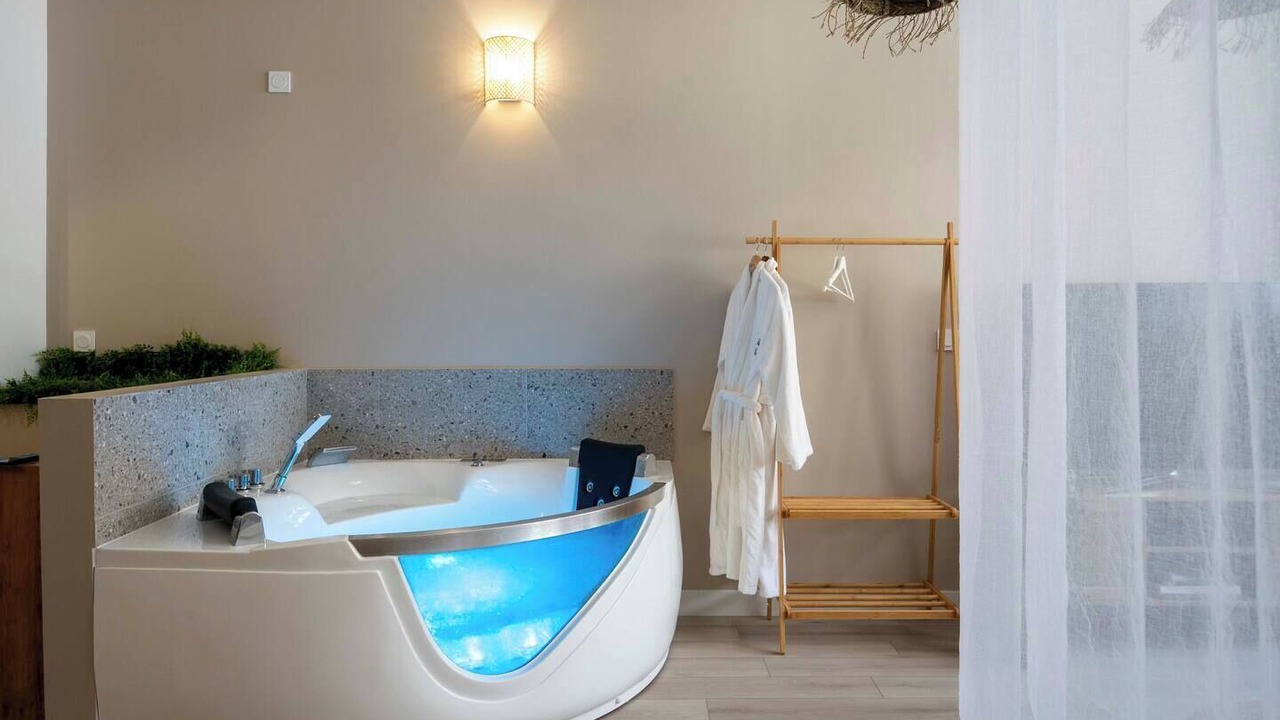 Photo of Bathroom in Nemours