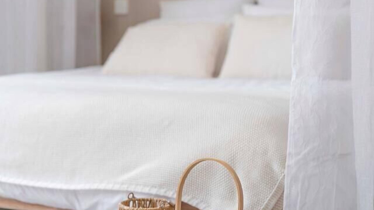 Photo of Bedroom in Nemours