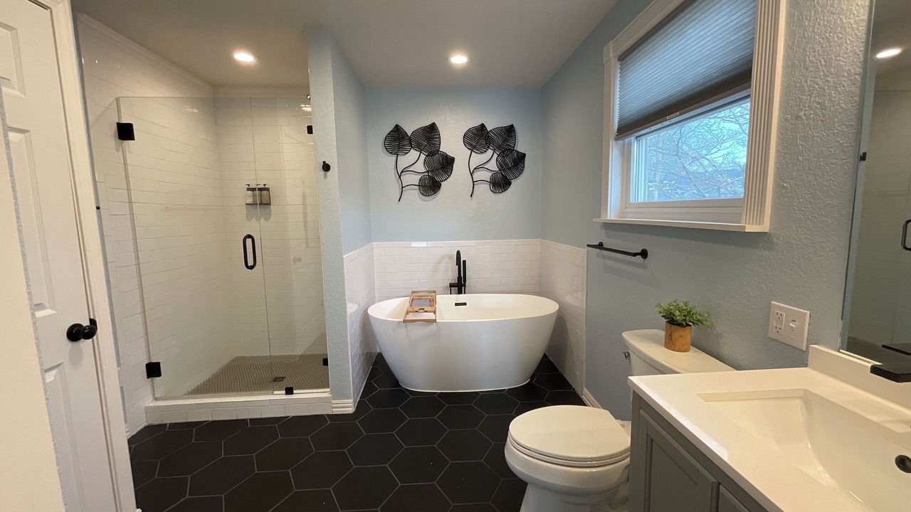 Photo of Bathroom in Piney