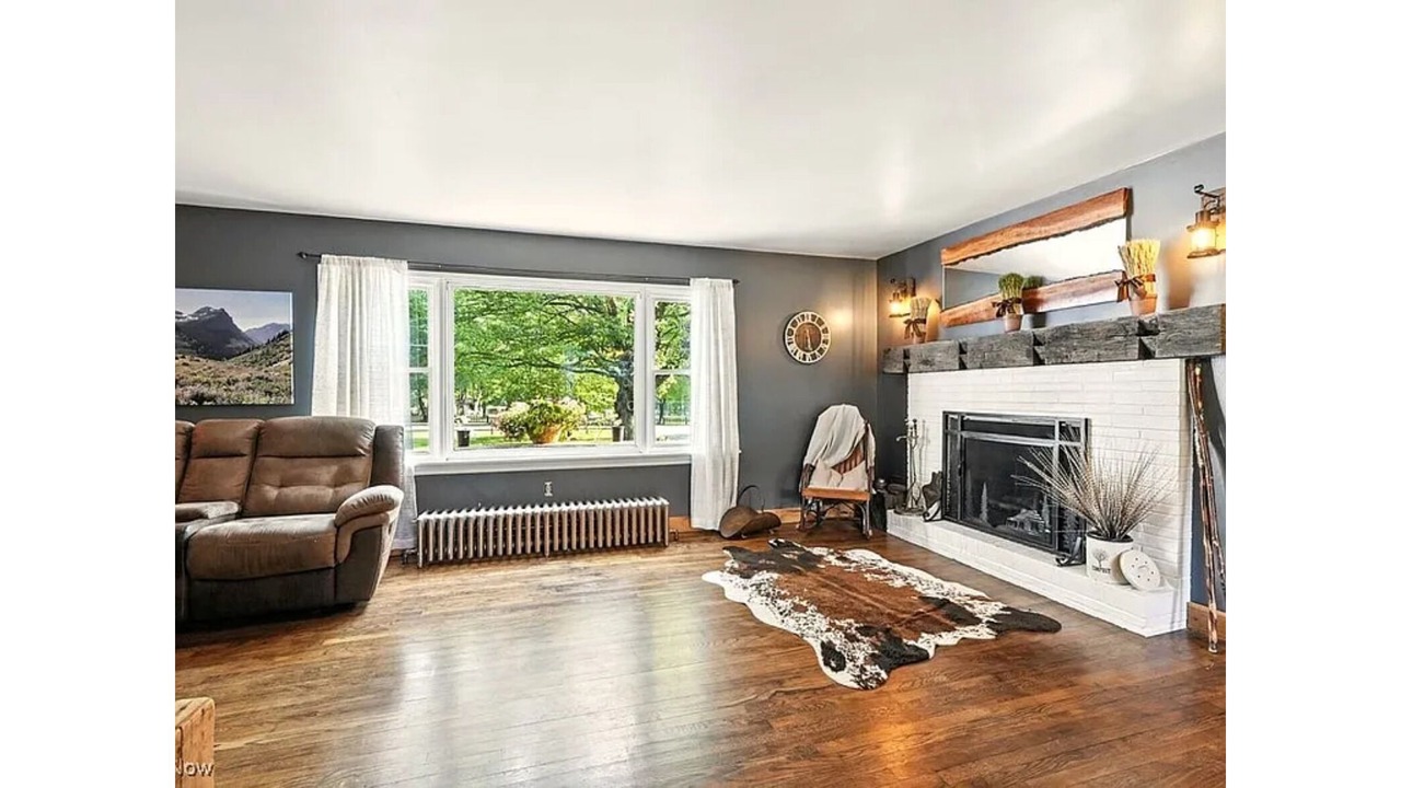 Photo of Livingroom in Stow