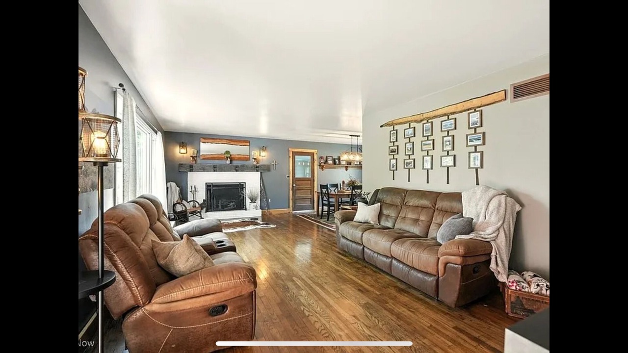 Photo of Livingroom in Stow