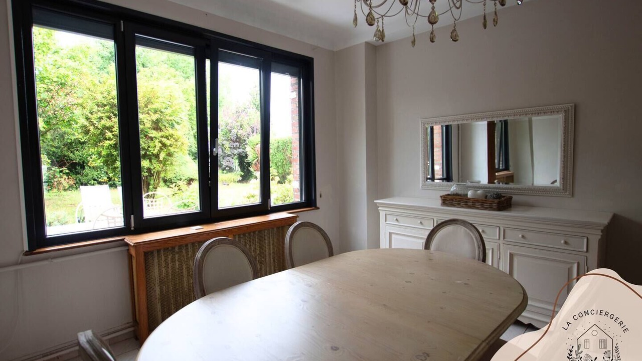 Photo of Others in Lens