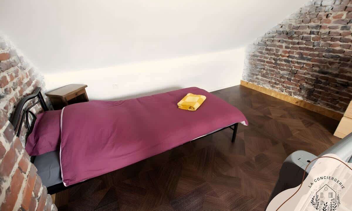 Photo of Others in Lens