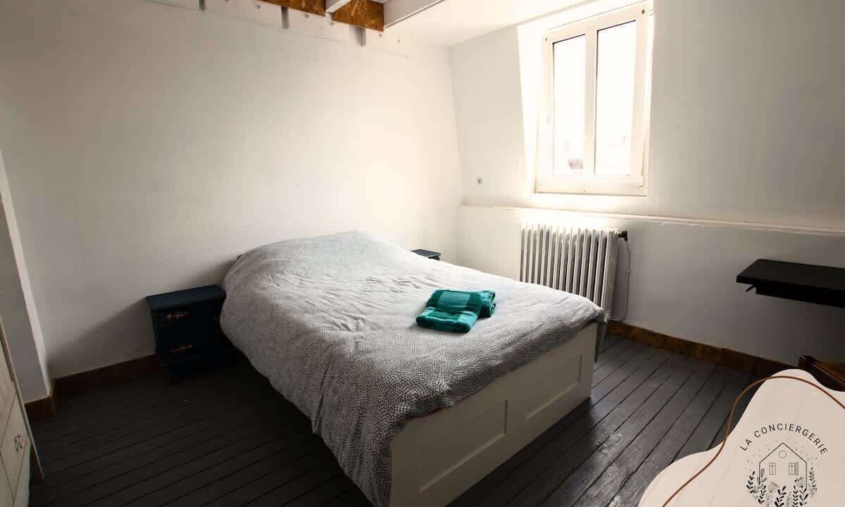 Photo of Others in Lens