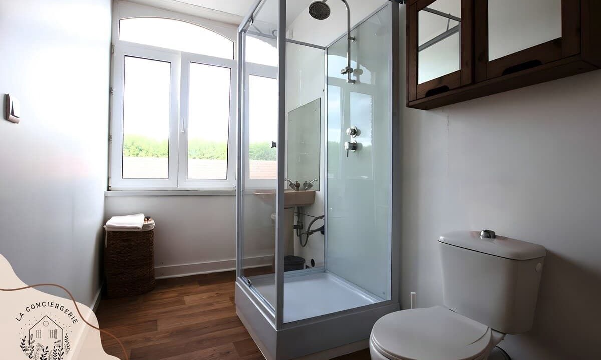 Photo of Others in Lens