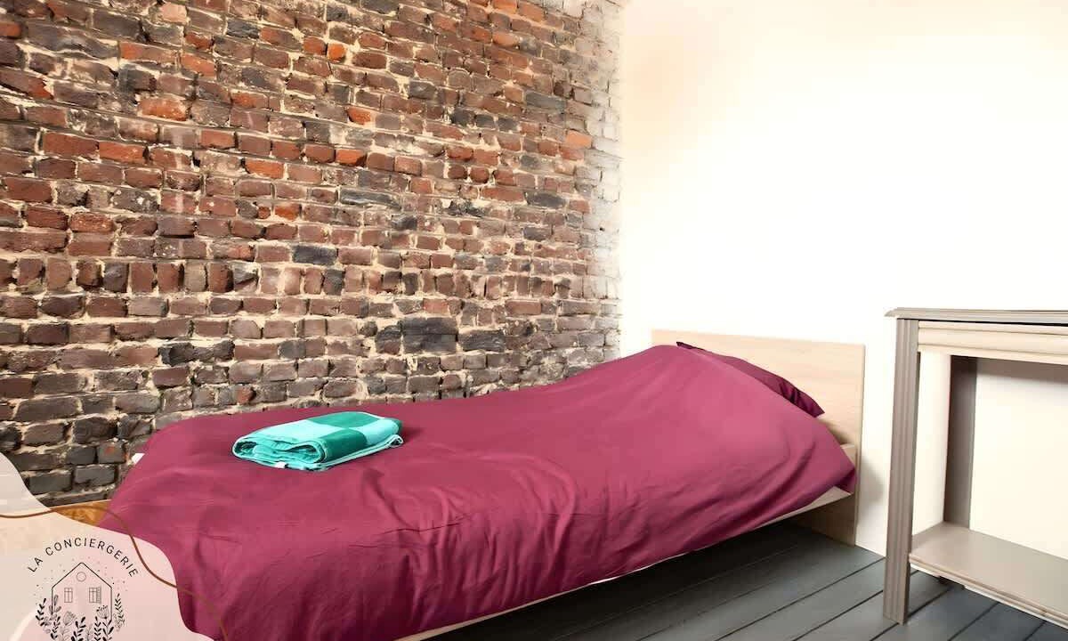 Photo of Others in Lens