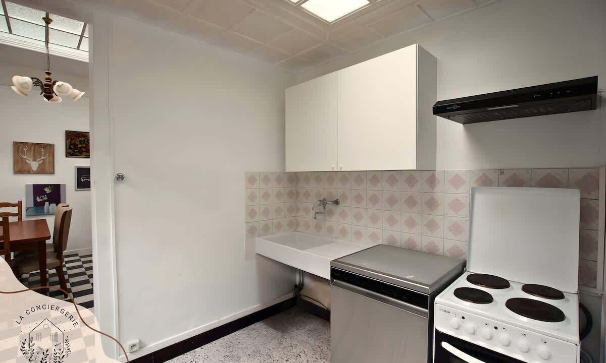 Photo of Others in Lens