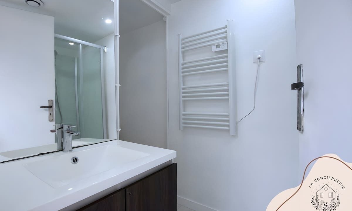 Photo of Others in Lens