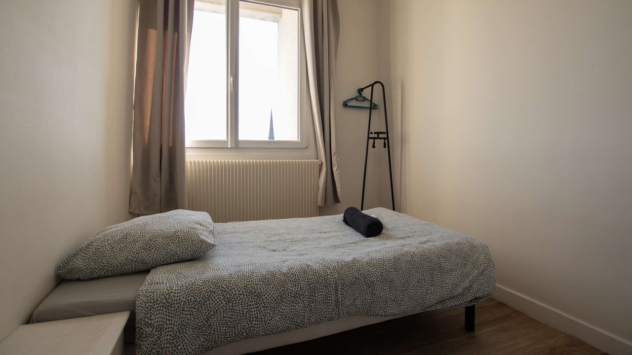 Photo of Bedroom in Douai