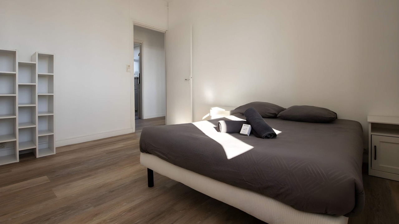 Photo of Bedroom in Douai