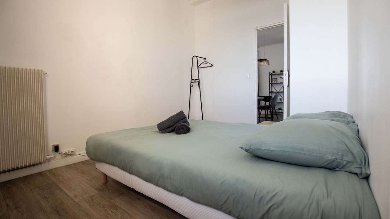 Photo of Bedroom in Douai