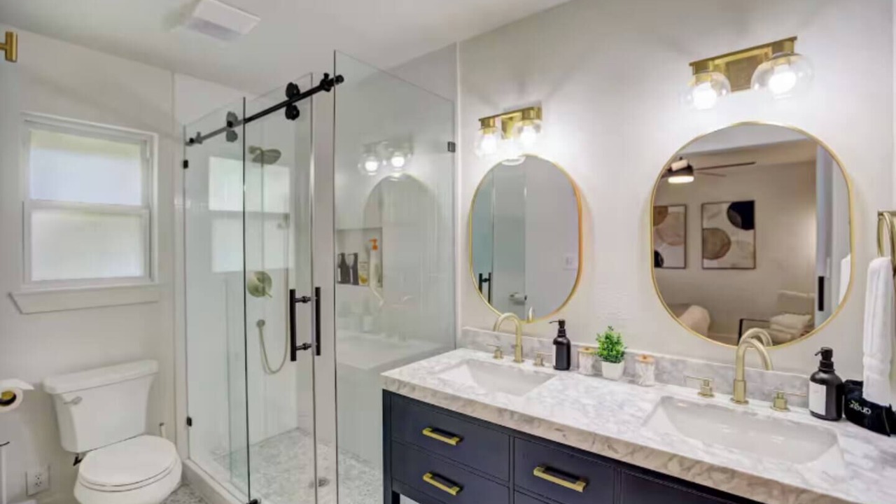 Photo of Bathroom in North Austin Civic Association