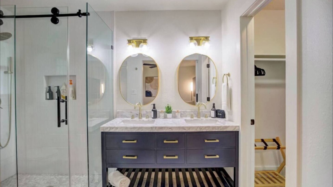 Photo of Bathroom in North Austin Civic Association