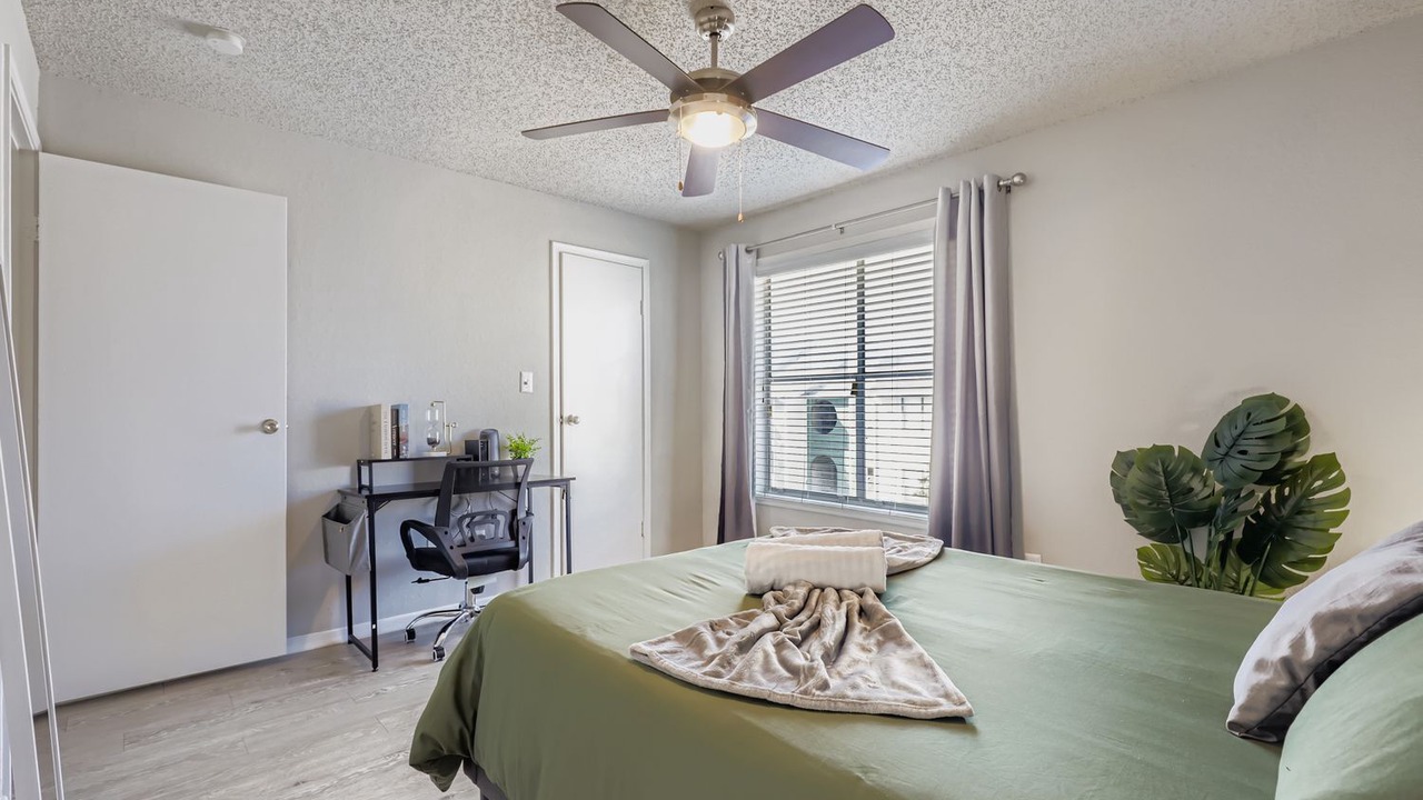 Photo of Bedroom in Milwood