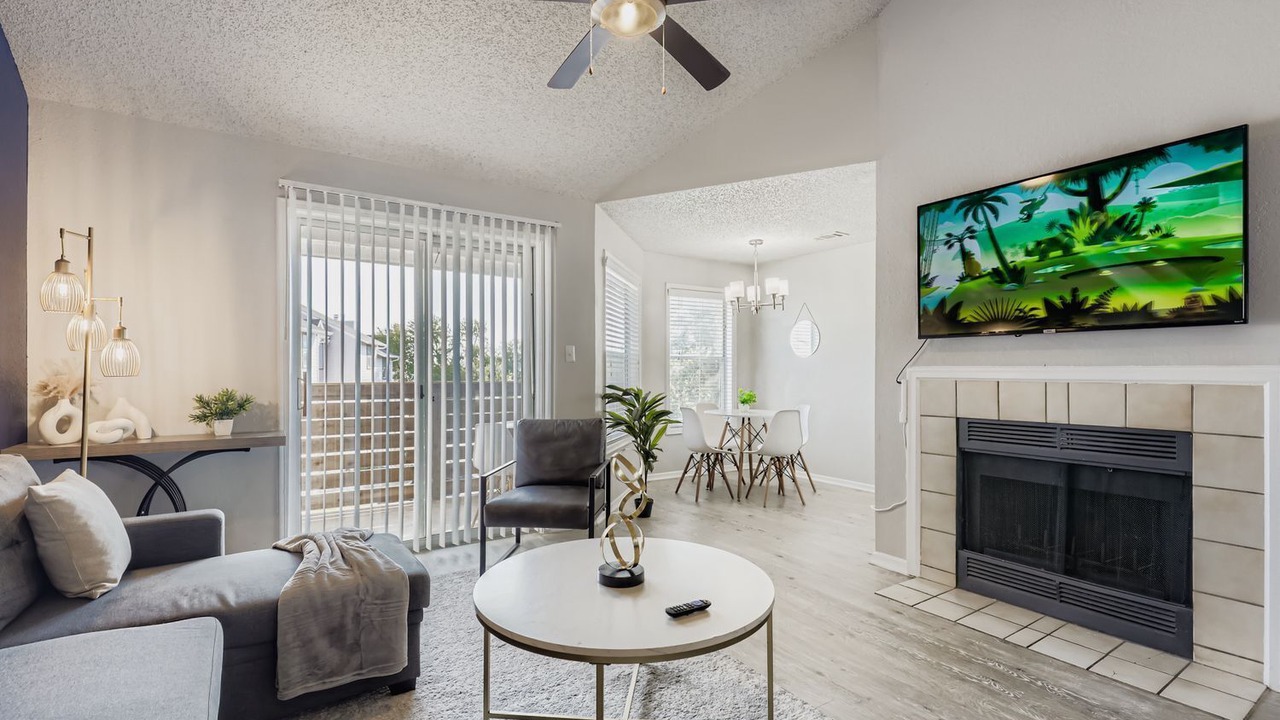 Photo of Livingroom in Milwood