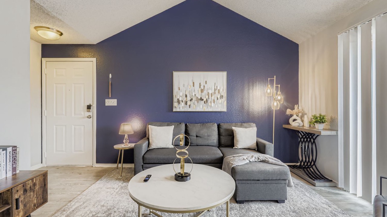 Photo of Livingroom in Milwood