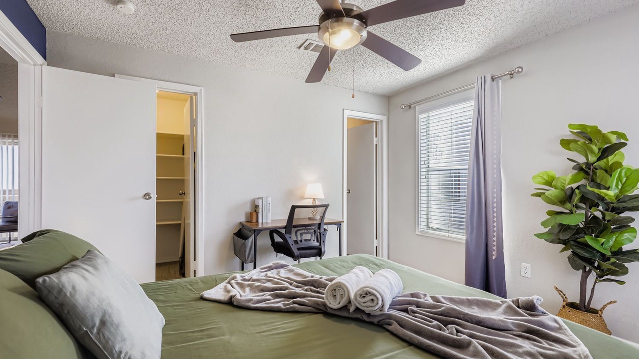 Photo of Bedroom in Milwood