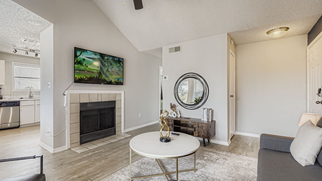 Photo of Livingroom in Milwood