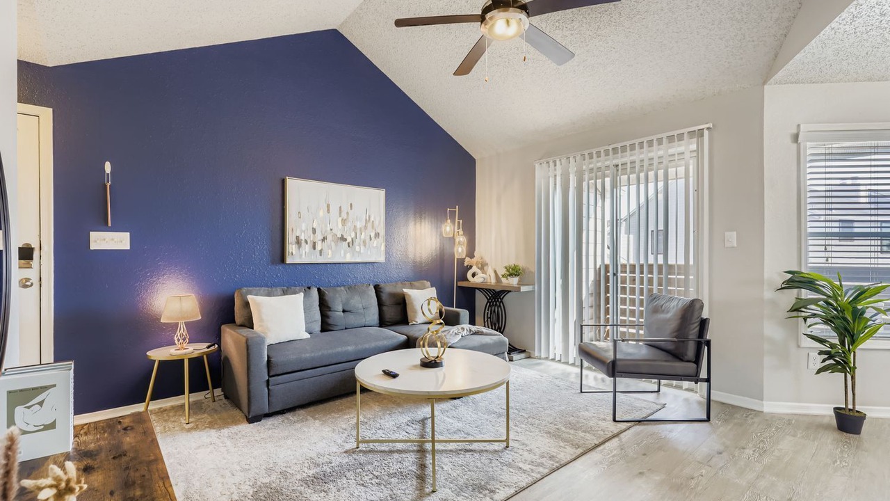 Photo of Livingroom in Milwood