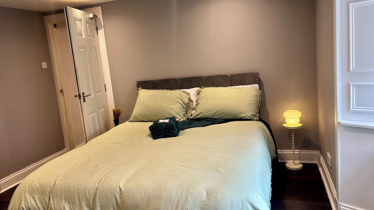 Photo of Bedroom in Leith