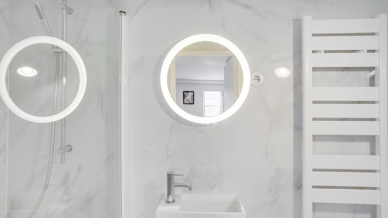 Photo of Bathroom in Arts-et-Metiers