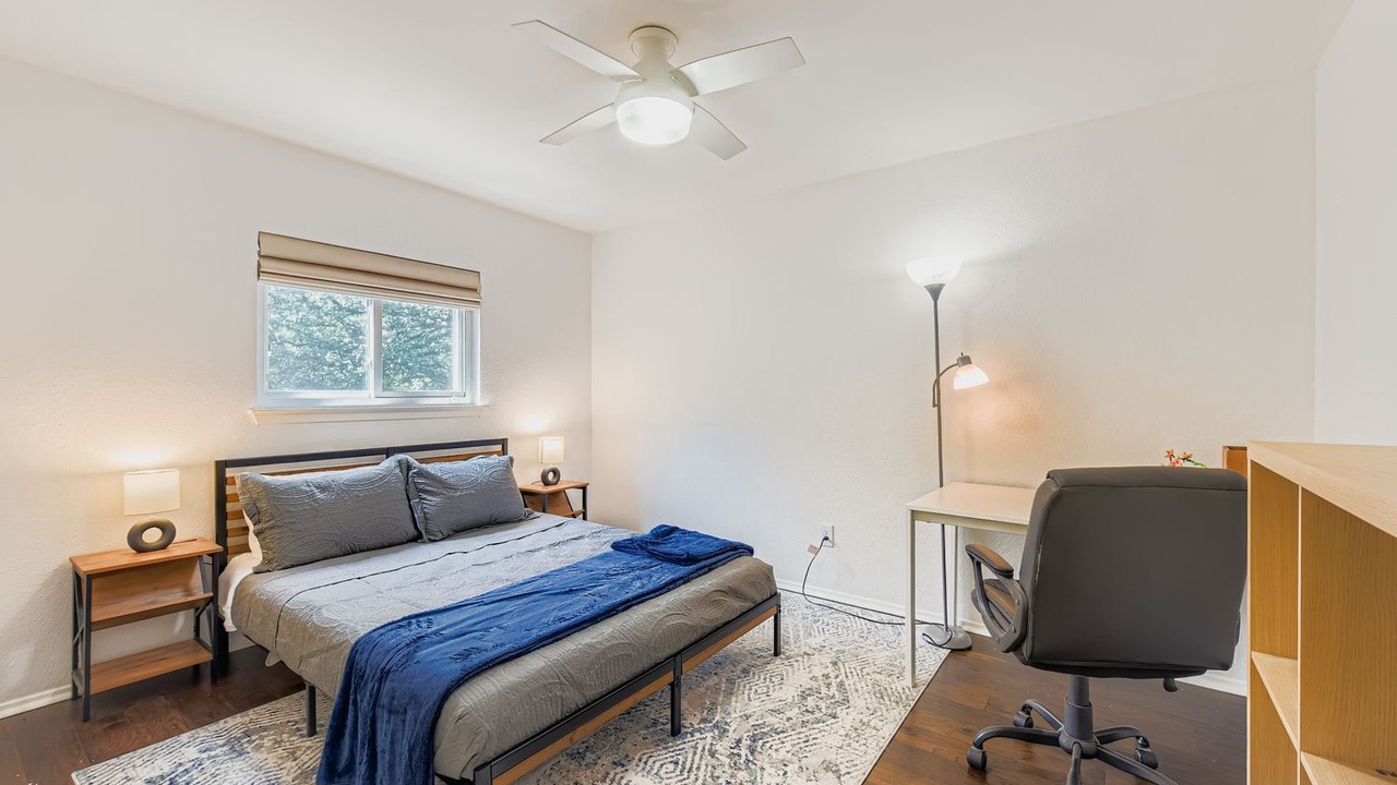 Photo of Bedroom in East Oak Hill