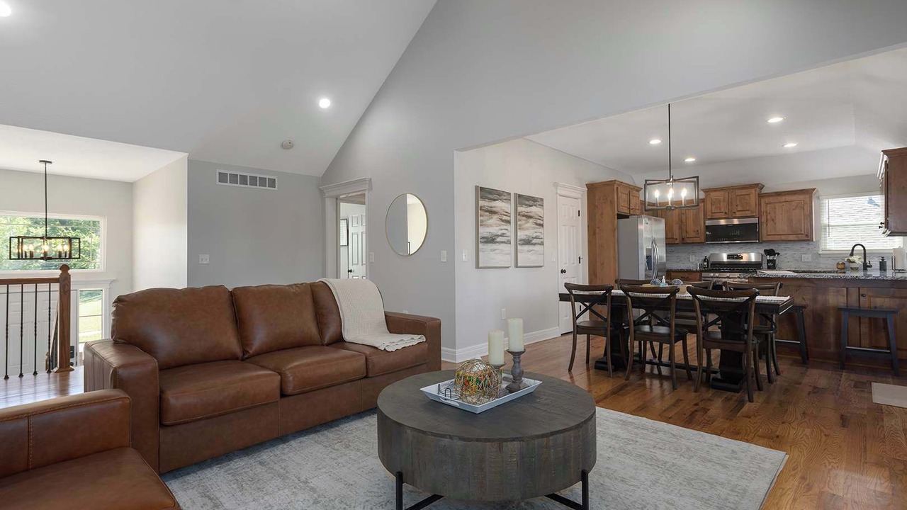Photo of Livingroom in Shawnee