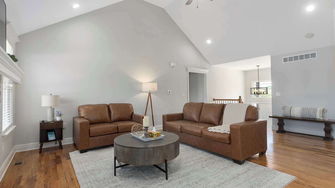 Photo of Livingroom in Shawnee