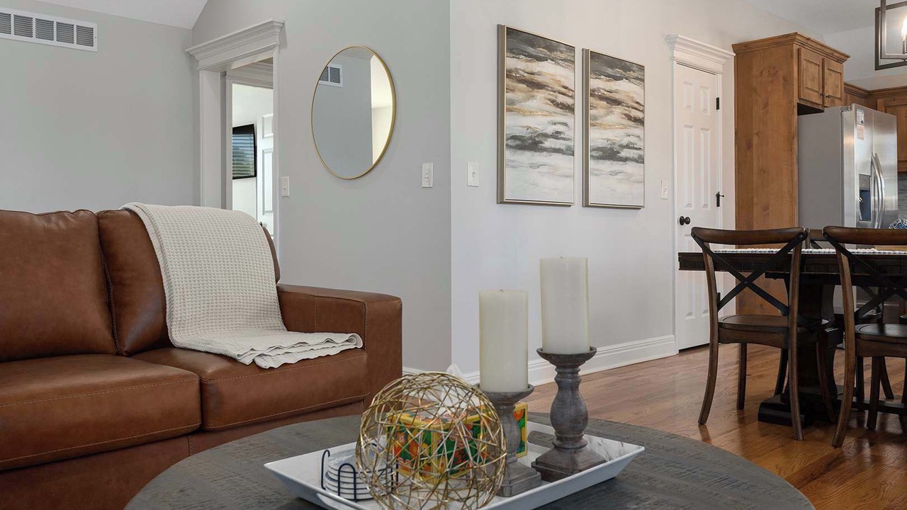 Photo of Livingroom in Shawnee