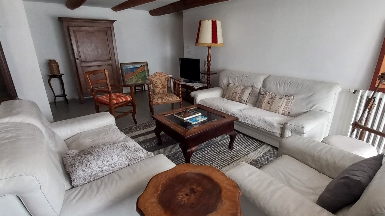 Photo of Livingroom in Eglisolles