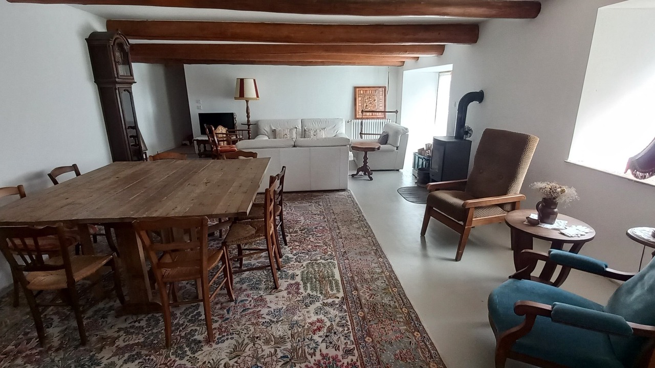 Photo of Livingroom in Eglisolles