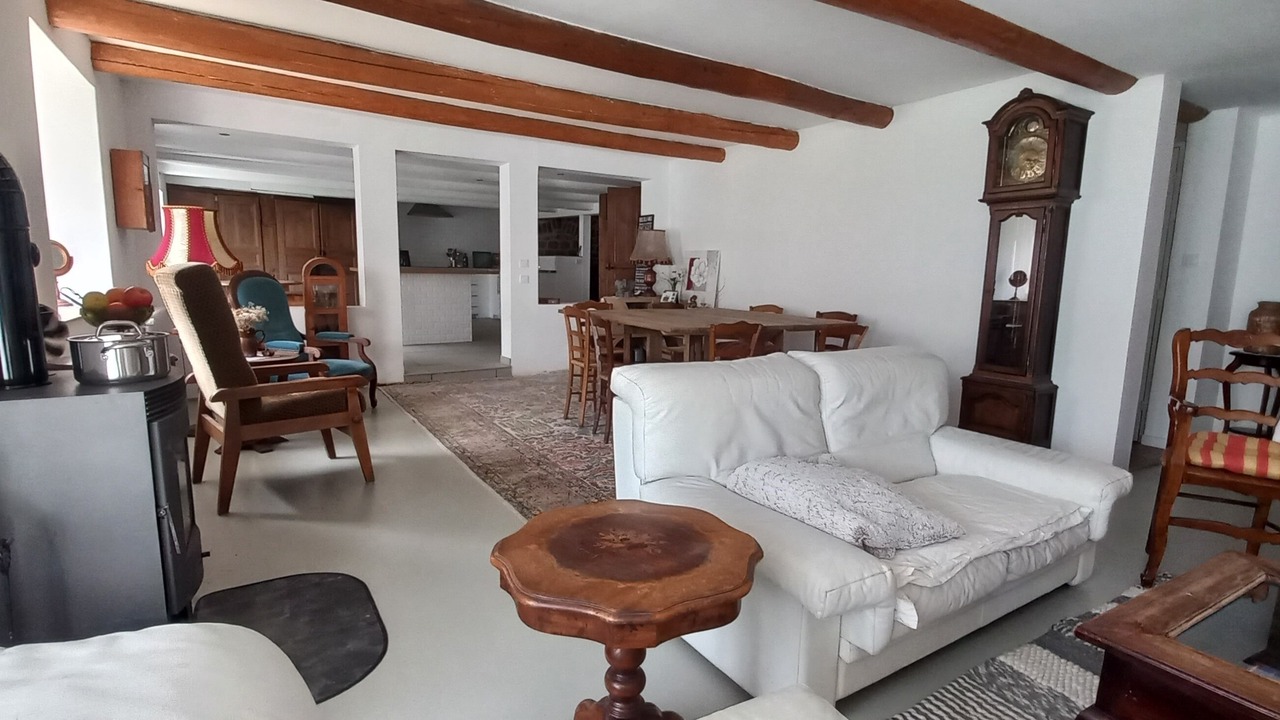 Photo of Livingroom in Eglisolles