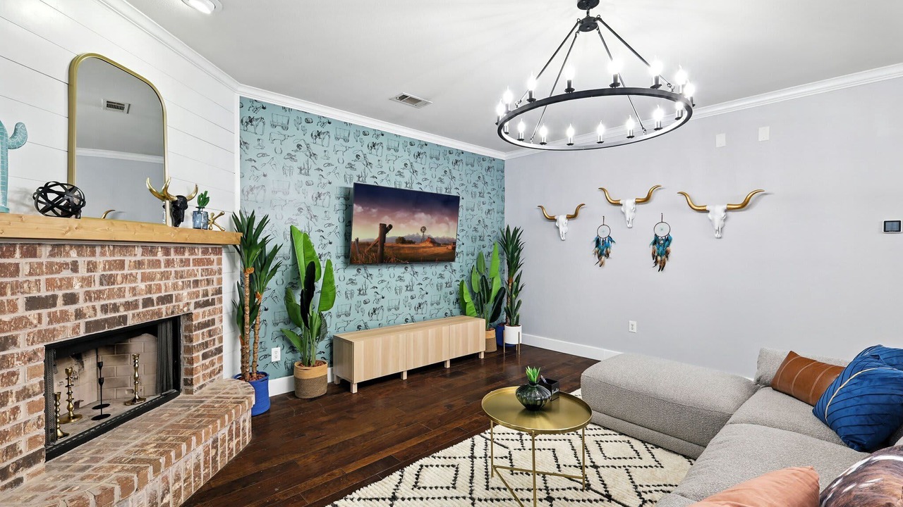 Photo of Livingroom in Burleson
