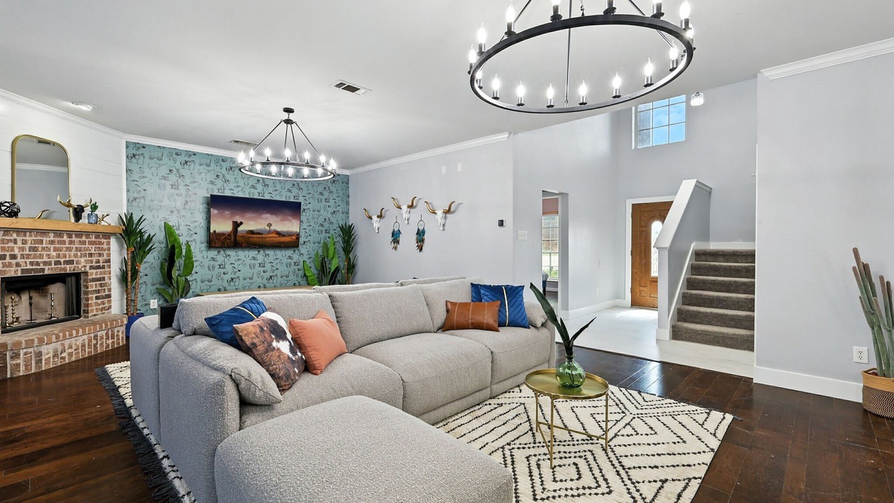 Photo of Livingroom in Burleson