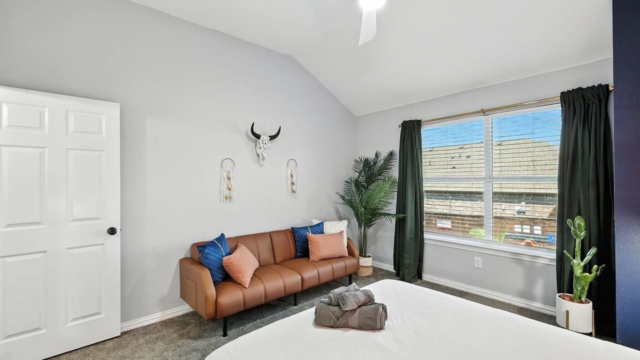Photo of Bedroom in Burleson