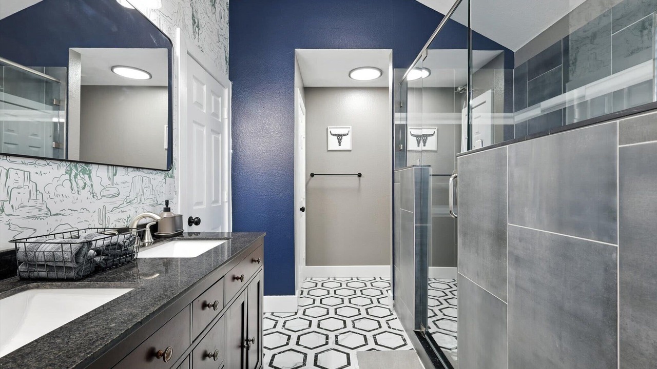 Photo of Bathroom in Burleson